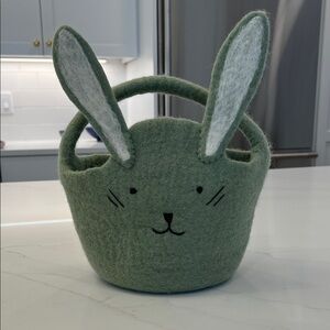 Pottery Barn Green Bunny Felt Easter Basket